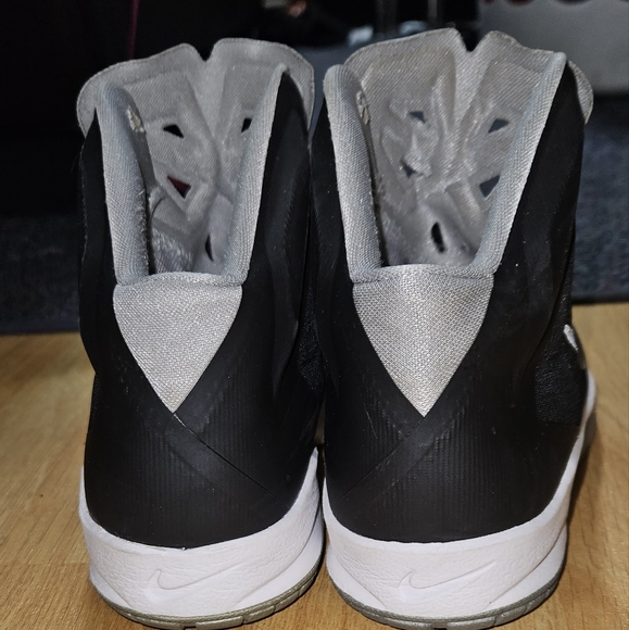 Nike Hyperquickness high tops - Picture 4 of 9